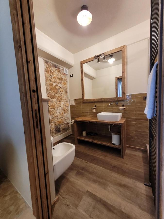 Montefabbrello Alojamento de Turismo Rural Magazzini (Tuscany)