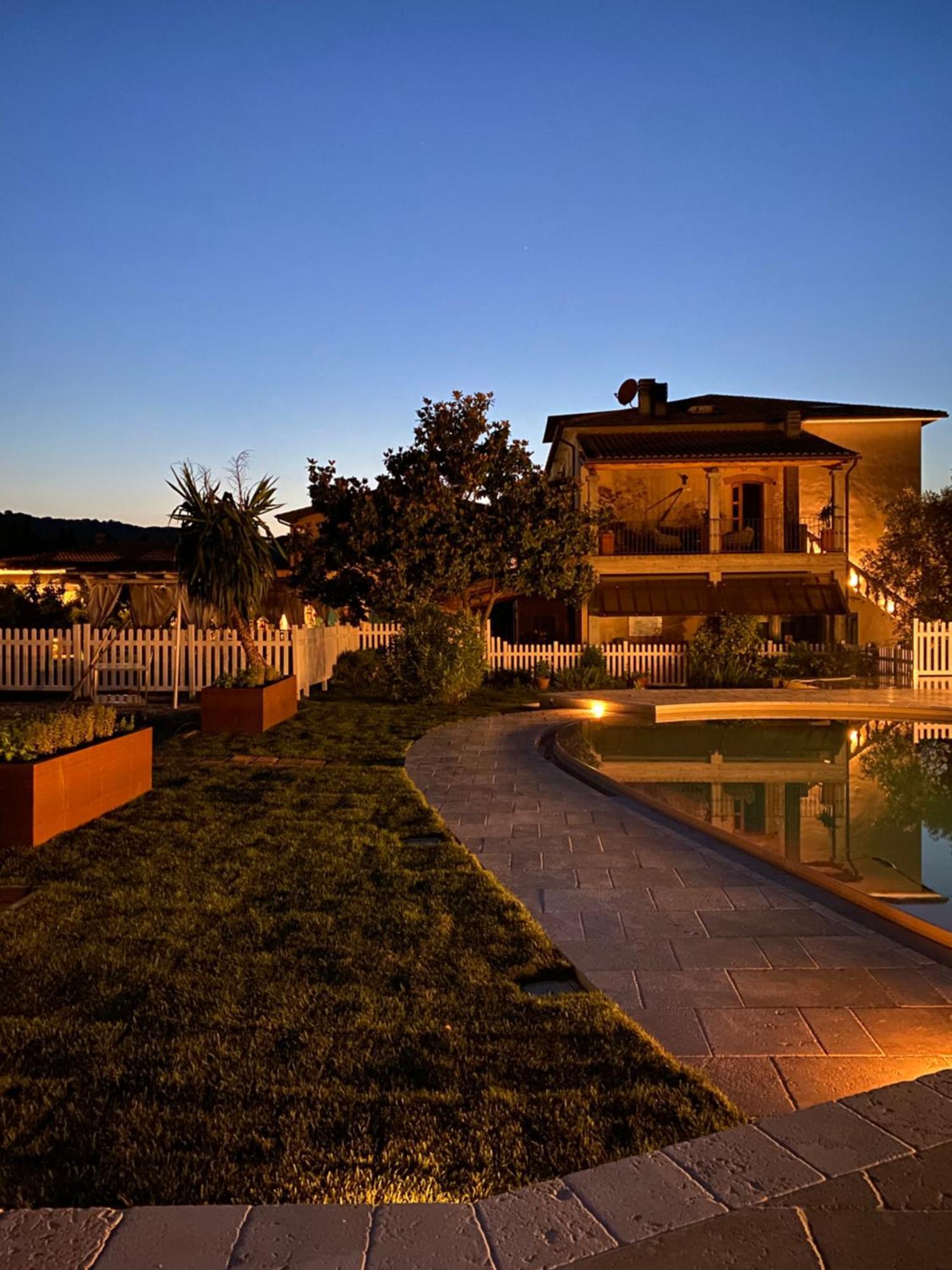 Montefabbrello * Magazzini (Tuscany)